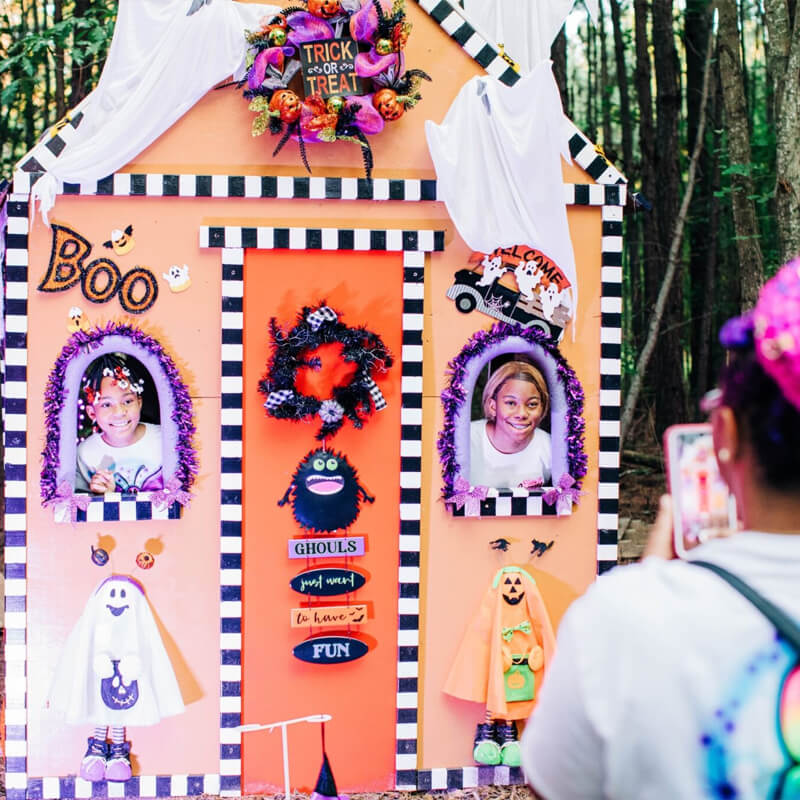 Halloween House Photo Op